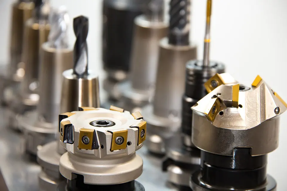 Precision in Electronics Maufacturing Precision in Electronics Maufacturing