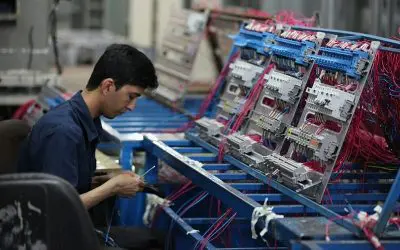 Need a Cable Harness Manufacturer? Look for These 7 Things