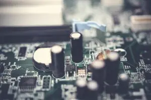 Considerations In Using Tantalum SMD Capacitors Instead Of Ceramics Considerations In Using Tantalum SMD Capacitors Instead Of Ceramics