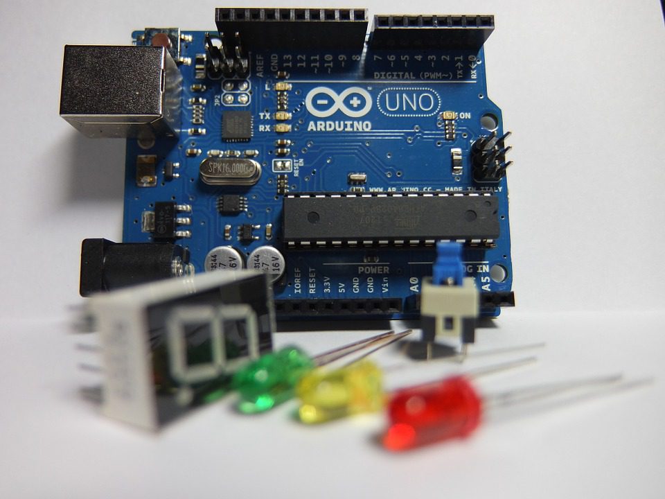 Difference Between a PCB and PCBA